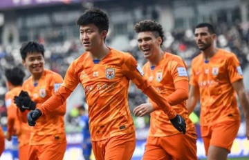 电子竞技体育平台-德尔加多已开始跟着鲁能冬训！未来是否能留队，具体看他表现